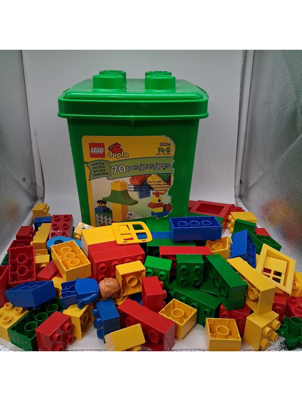 LEGO DUPLO 3036 Green Storage Bin 97 Pc Lot Vintage 1999 Bricks Windows Figures